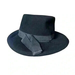 Vintage TNLee Neumann Endler 100% Wool Black Hat Union made USA. Good condition